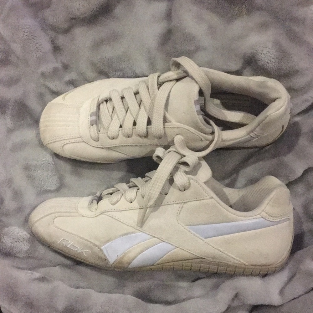 Women's reebox size 8